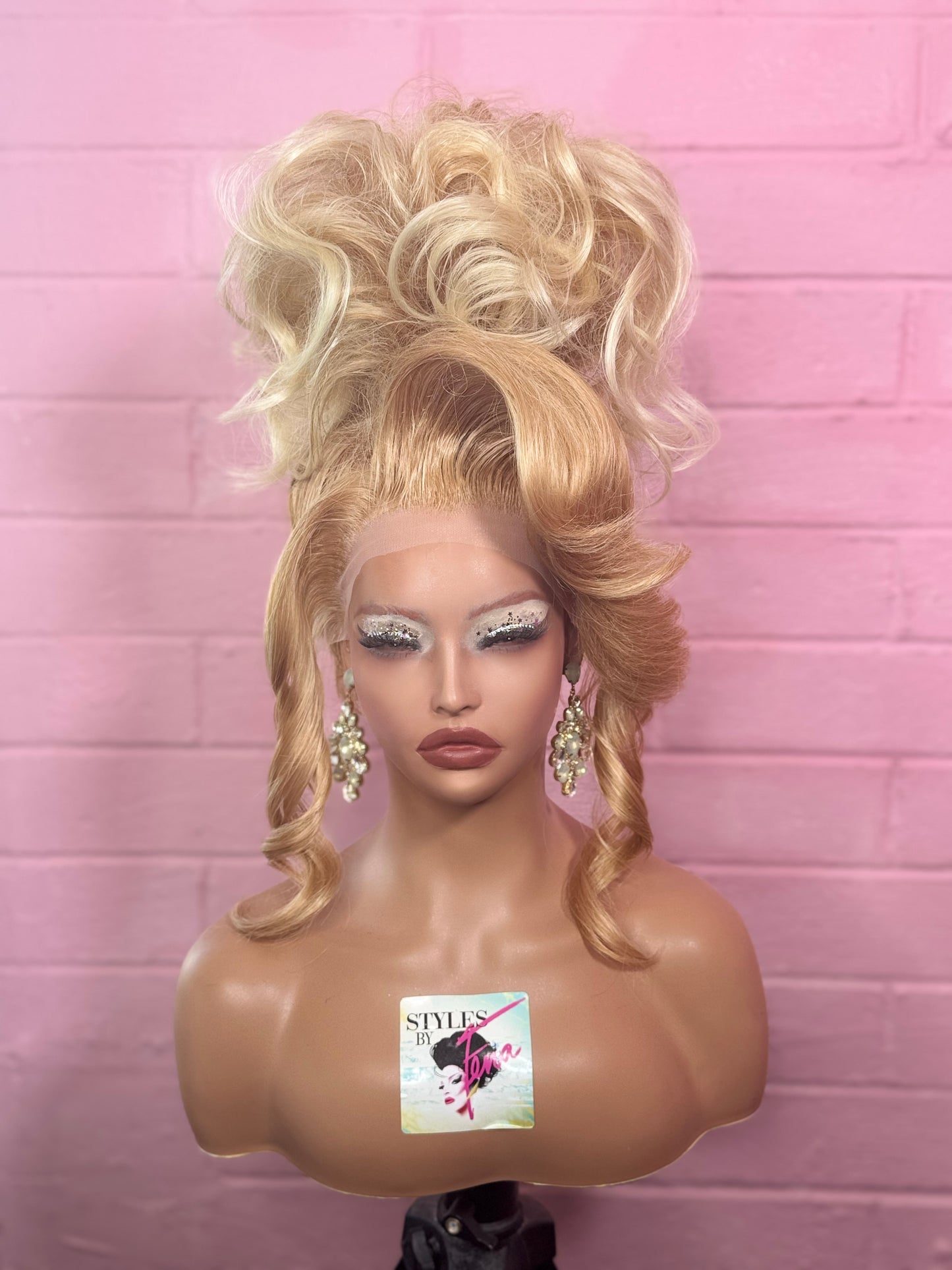 Seductive up do